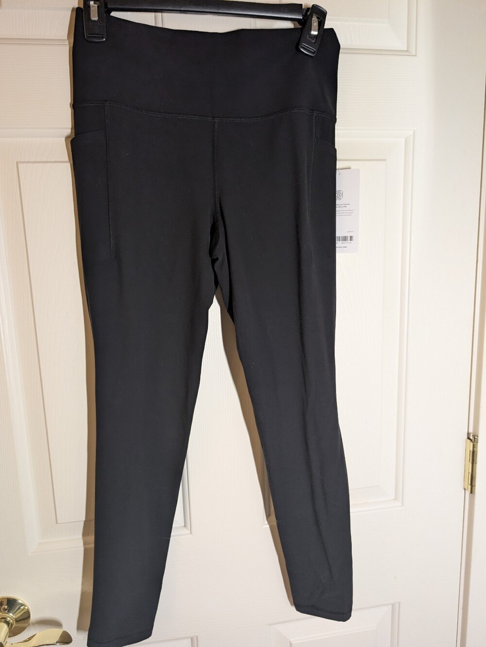 ATHLETA Salutation Stash Pocket II Tight NWT